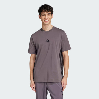 polera-hombre-essentials-3-tiras-tejido-jersey-grey-strata