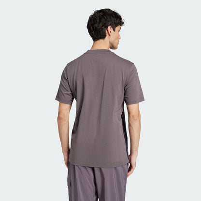 polera-hombre-essentials-3-tiras-tejido-jersey-grey-strata
