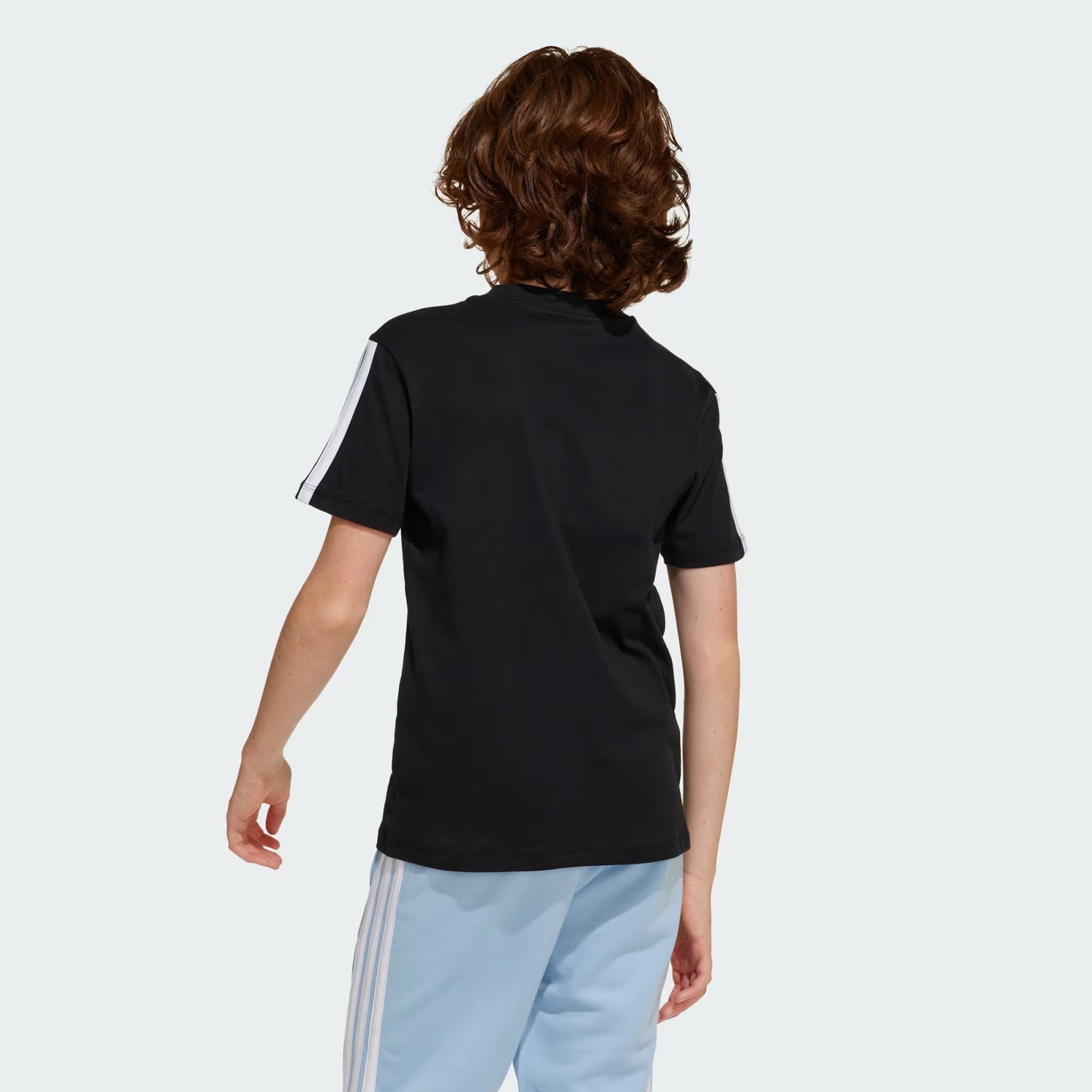 polera-niño-essentials-black-one