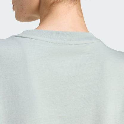 Polera Mujer Essentials Logo Pequeño Algodón Verde Claro