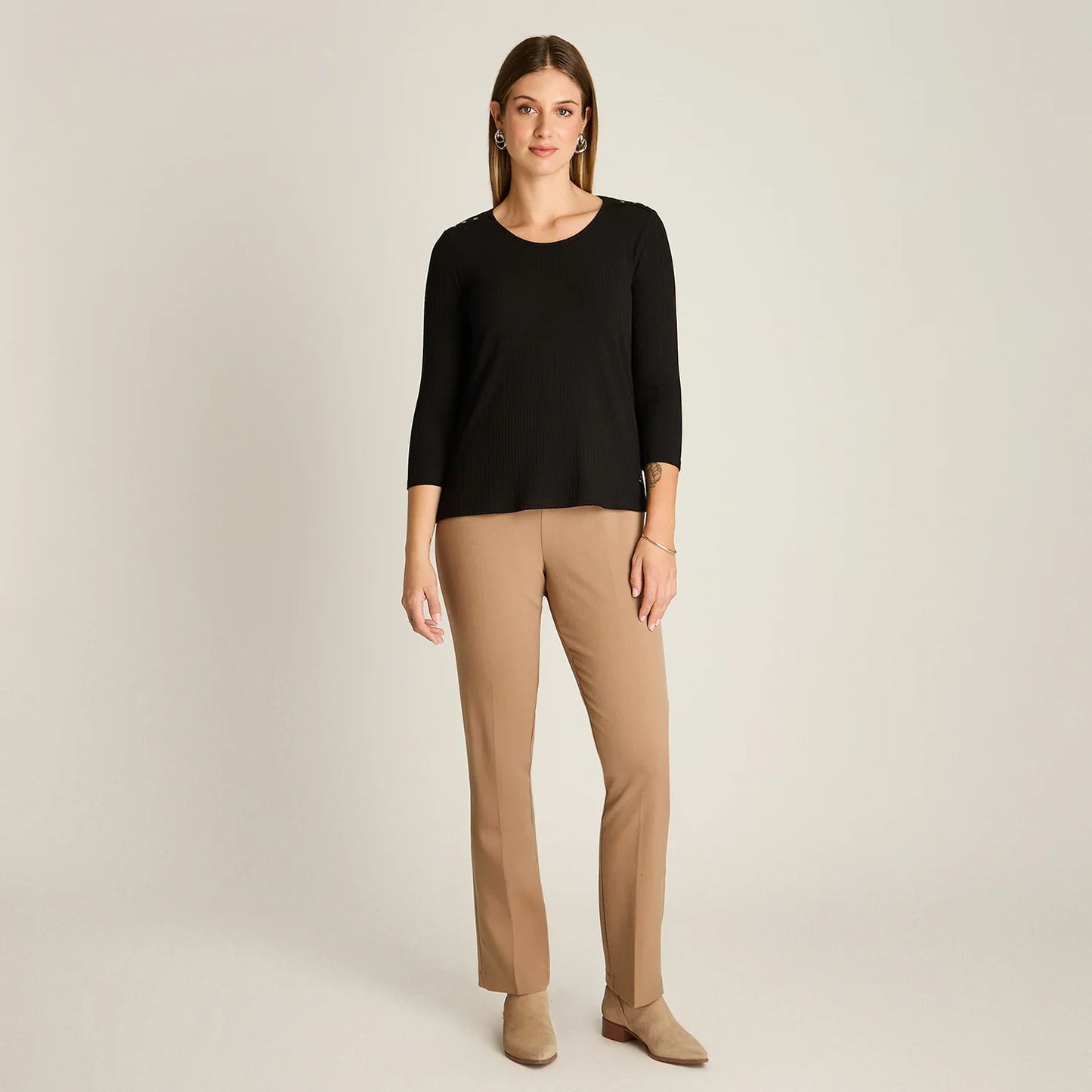 Polera Mujer Manga 3/4 con Aplicación en Hombros Negro