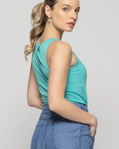 Polera Mujer Pensamiento Cuello Redondo Sin Mangas Ajustada Celeste Agua Ludovica
