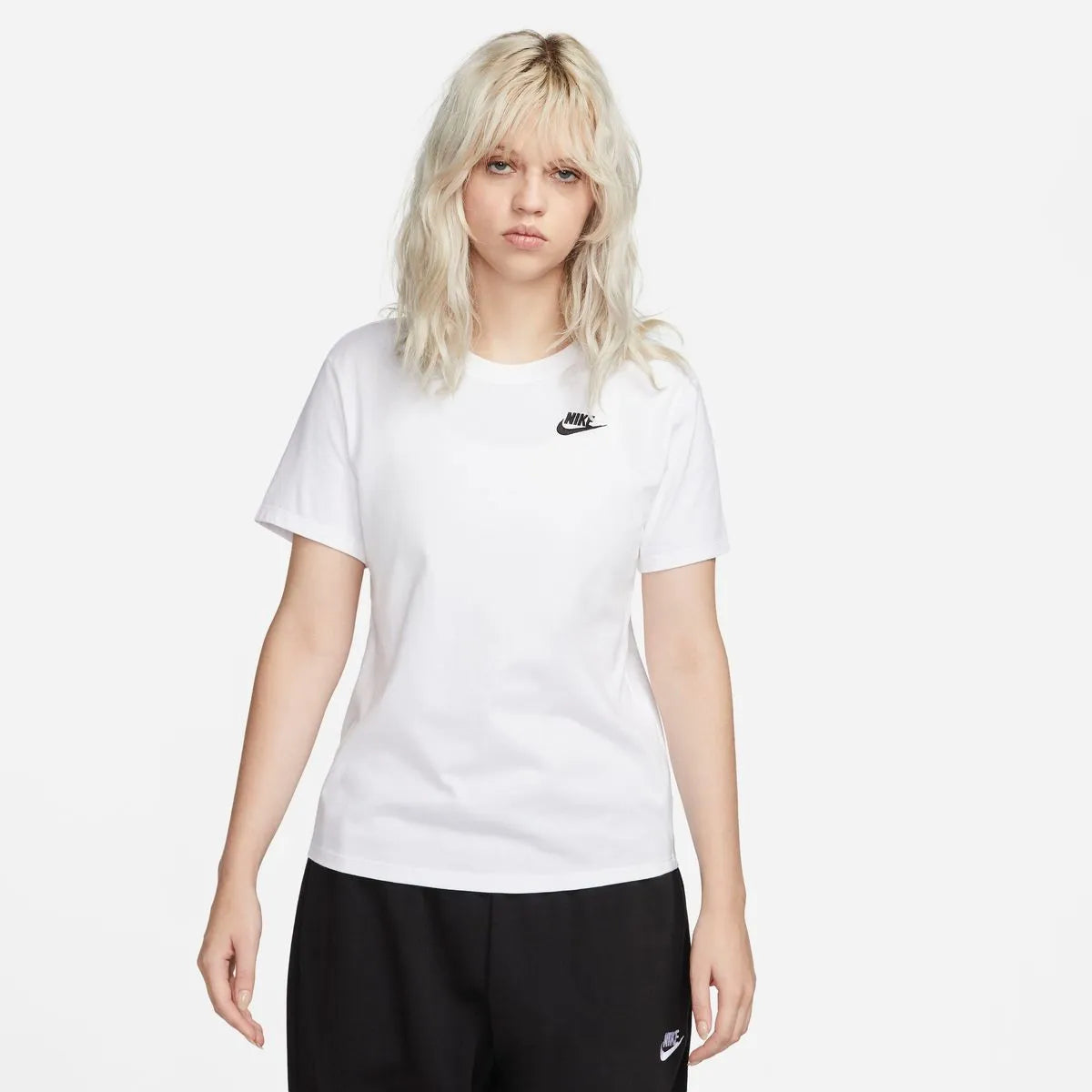Polera Mujer Sportswear Club Blanca