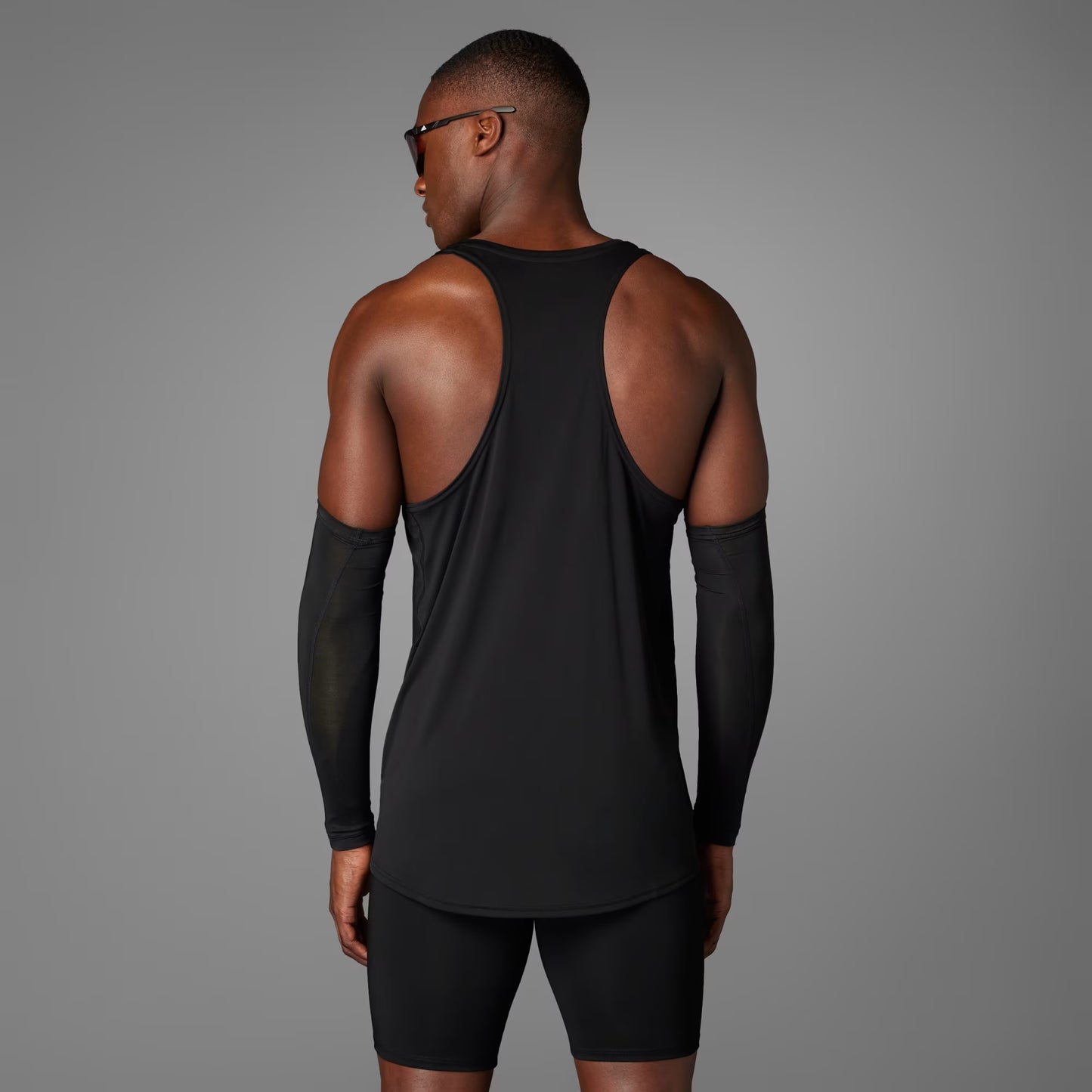 Polera Hombre Sin Mangas Adizero Running Essentials Negra