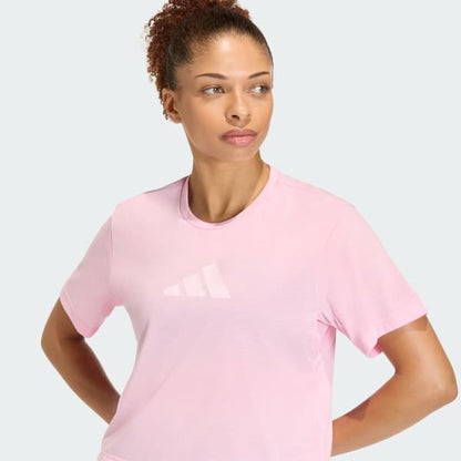 Polera Mujer de Entrenamiento Train Essentials Big Logo Performance Rosa