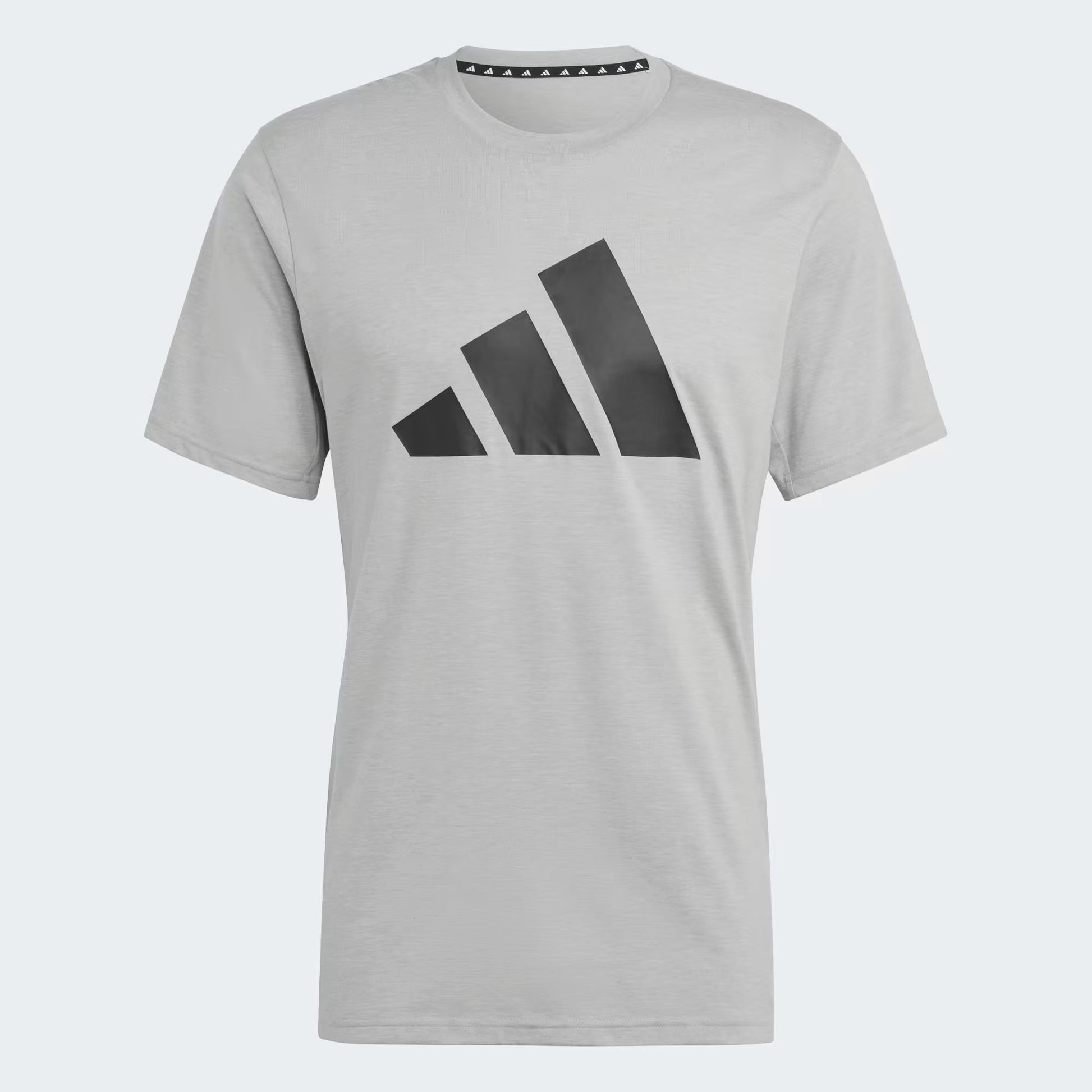 polera-hombre-entrenamiento-train-essentials-feelready-logo-gris