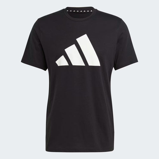 polera-hombre-entrenamiento-train-essentials-feelready-logo-negro