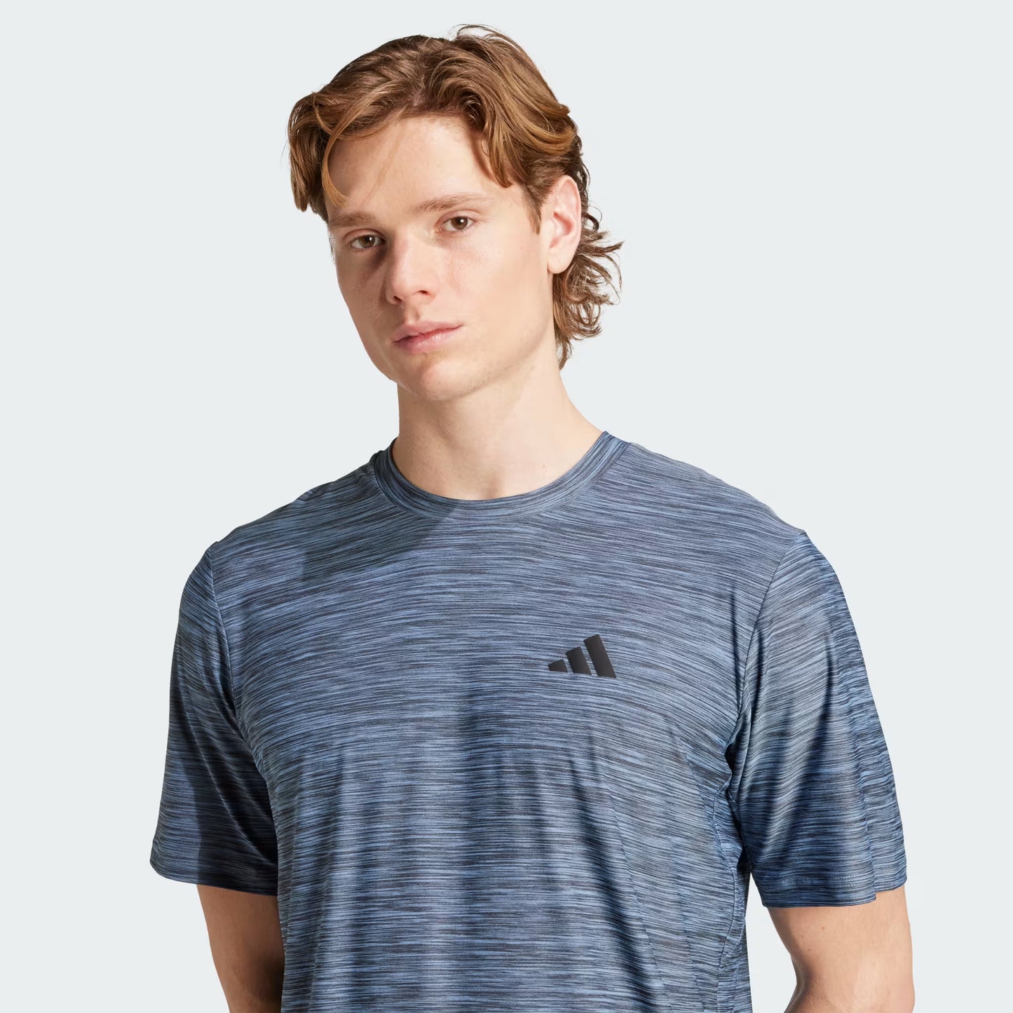 Polera Hombre Entrenamiento Train Essentials Stretch Glow Blue Mel