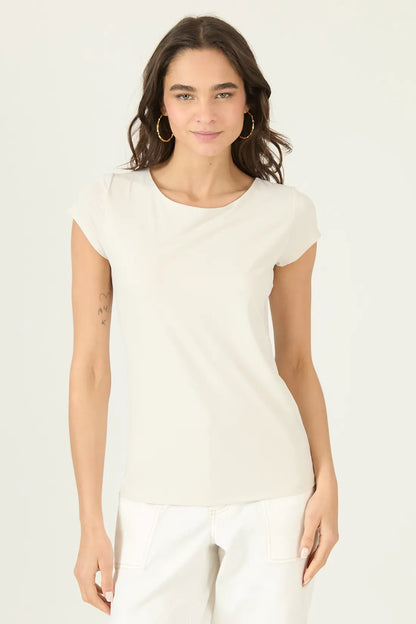 Polera Mujer Manga Corta Beige