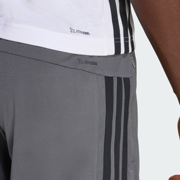 Short Hombre Workout Essentials Base 3 Tiras Piqué 9 Pulgadas Gris Oscuro