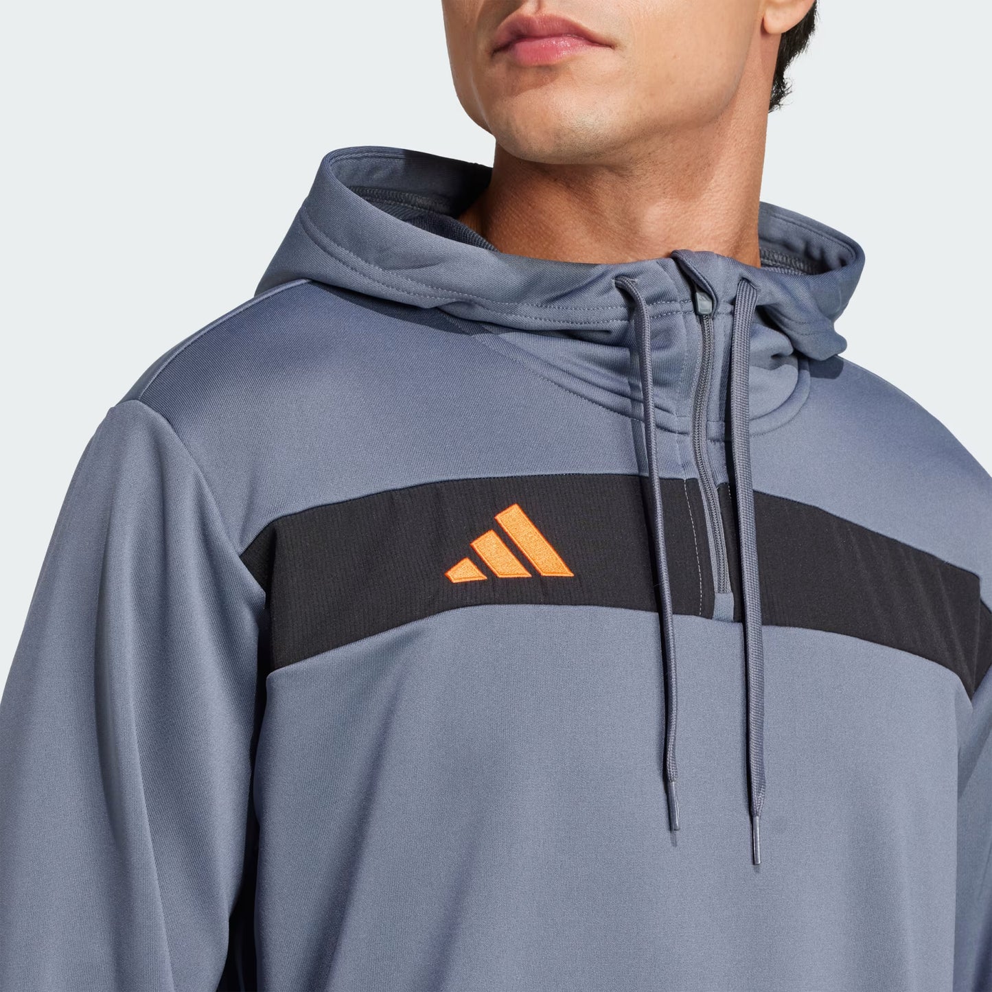 Poleron Hombre capucha Tiro 25 Essentials Team Onix / Super Orange