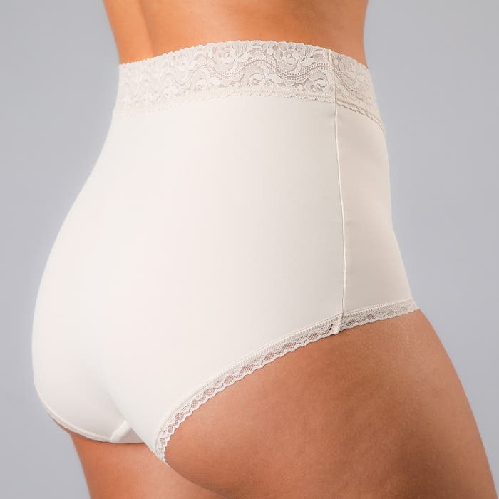 Tripack Calzon Mujer Tiro Alto Microfibra Encaje