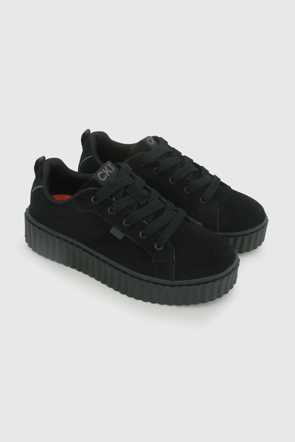 Zapatilla Escolar Niña Con Cordones Y Suela Antideslizante Negro