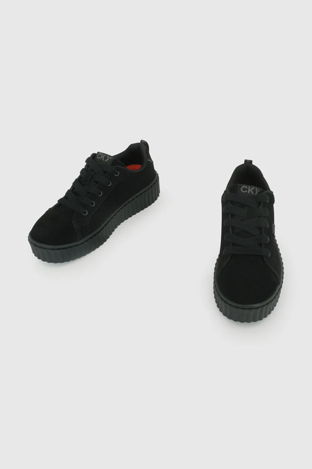 Zapatilla Escolar Niña Con Cordones Y Suela Antideslizante Negro