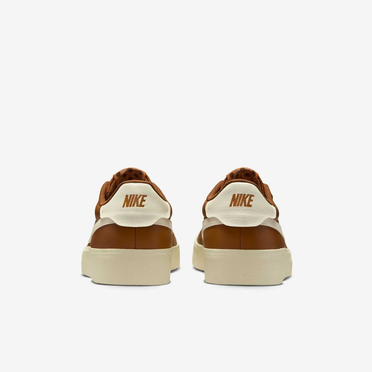 Zapatilla Hombre Court Shot Marrón