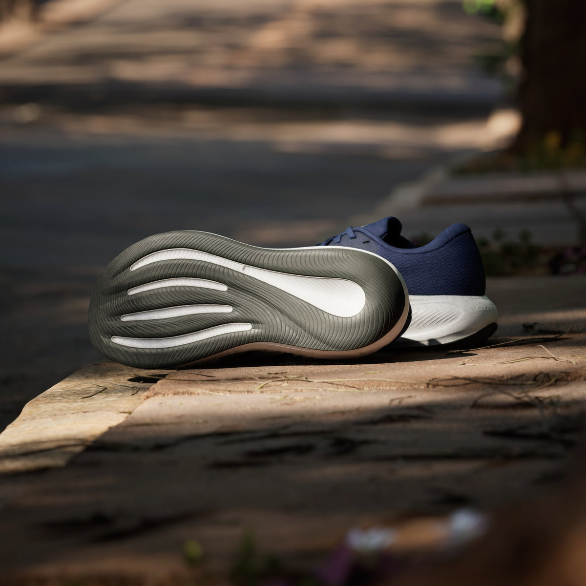 Zapatillas Running Response Runner 2