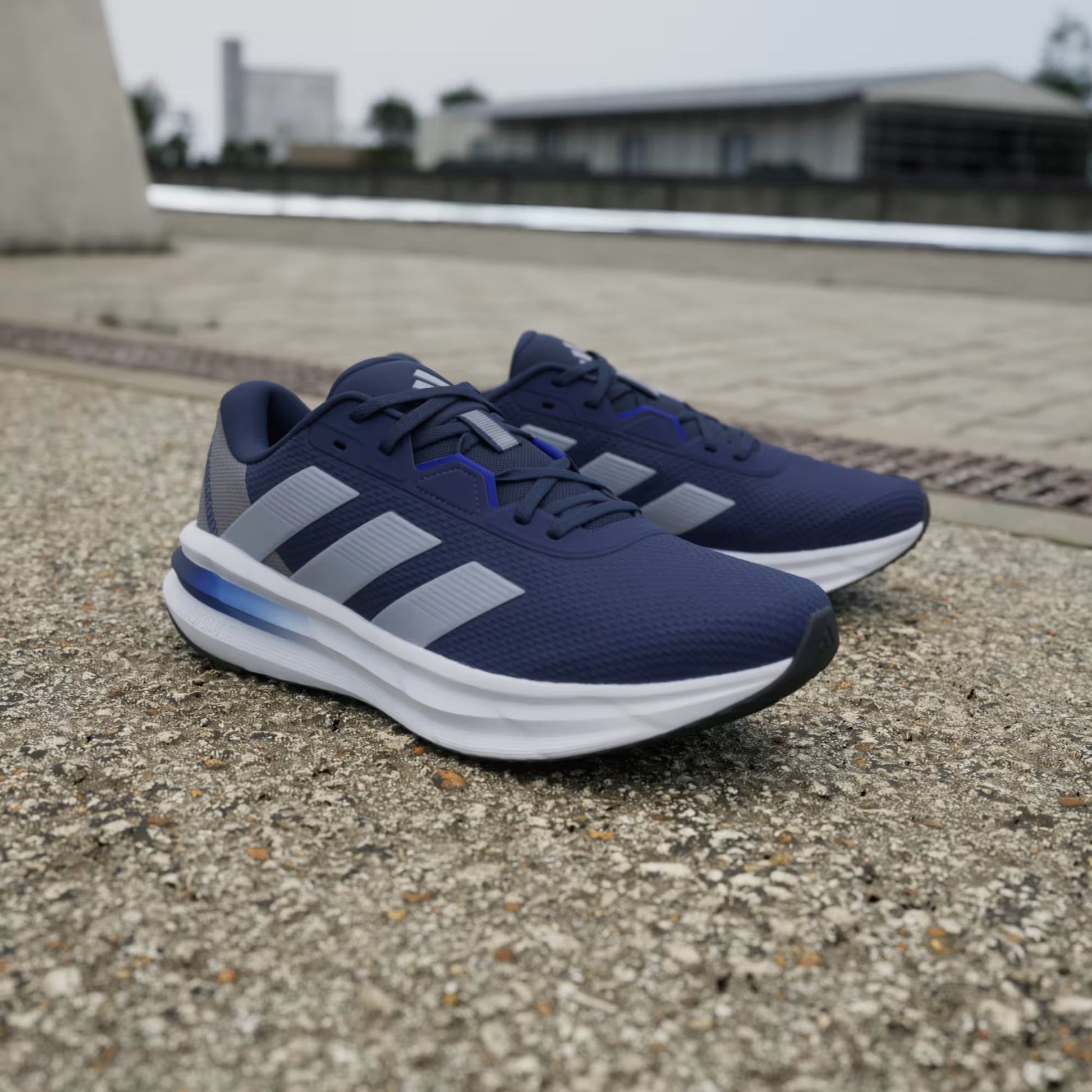 zapatillas-hombre-running-galaxy-7-azul-oscuro