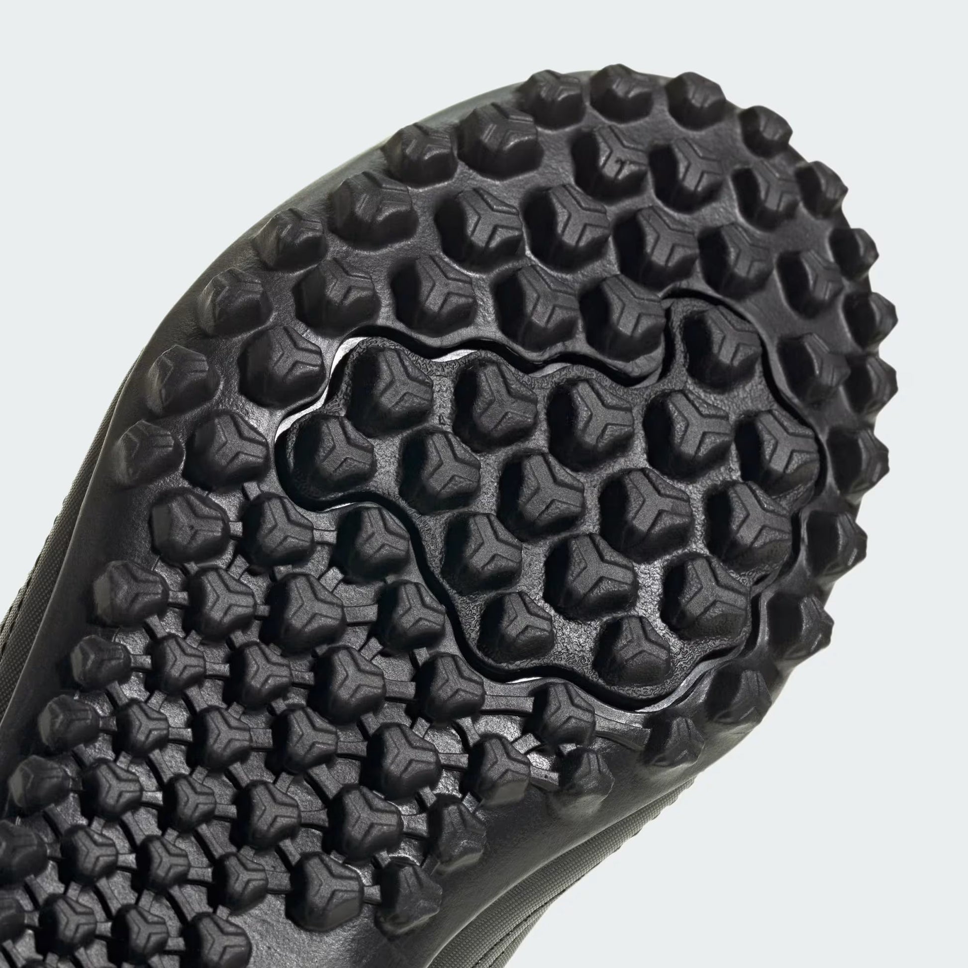 zapatos-niño-fútbol-deportivo-iii-pasto-sintético-negro