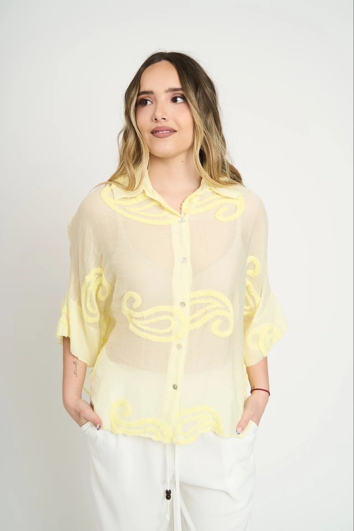 Blusa Mujer Cuello Con Solapa Amarilla