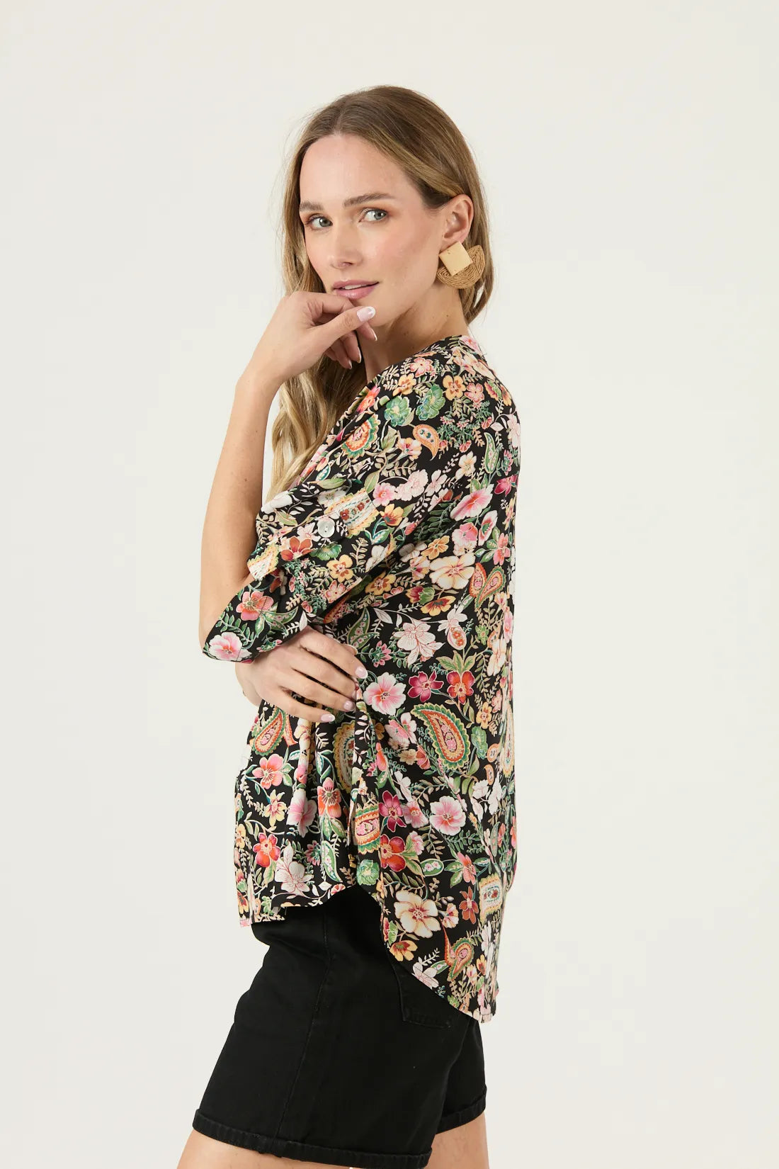 Blusa Mujer Manga Corta Cuello Mao Negro