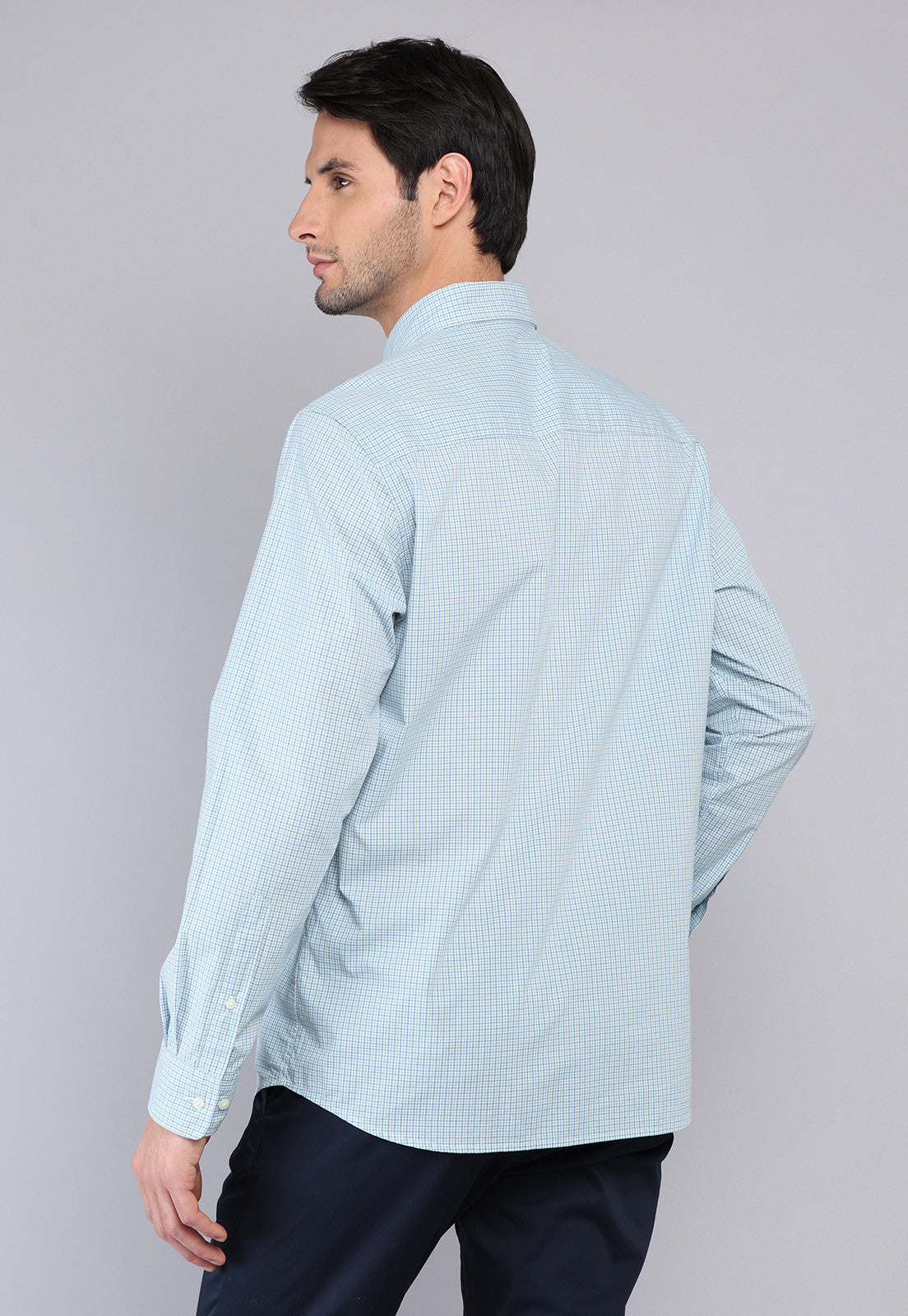 camisa-hombre-diseño-cuadros-verde-claro