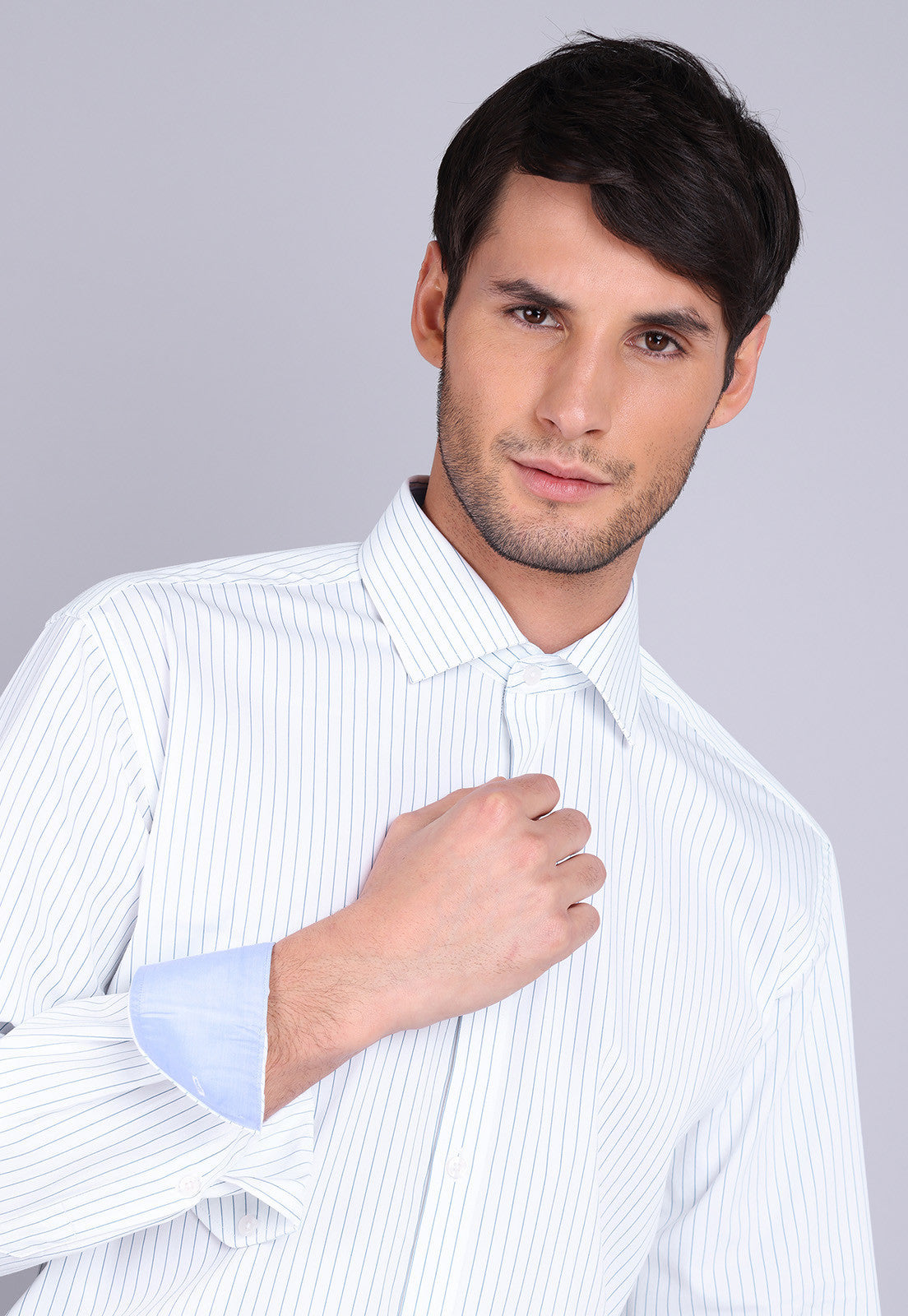 camisa-hombre-formal-rayas-spandex-arrow-blanca-
