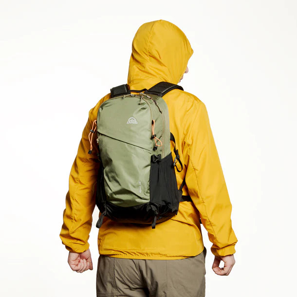 Mochila Stout 18L Oliva