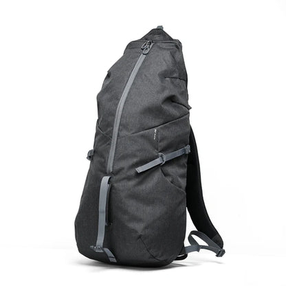 Mochila Hombre Urbana Alfa 28L Negro