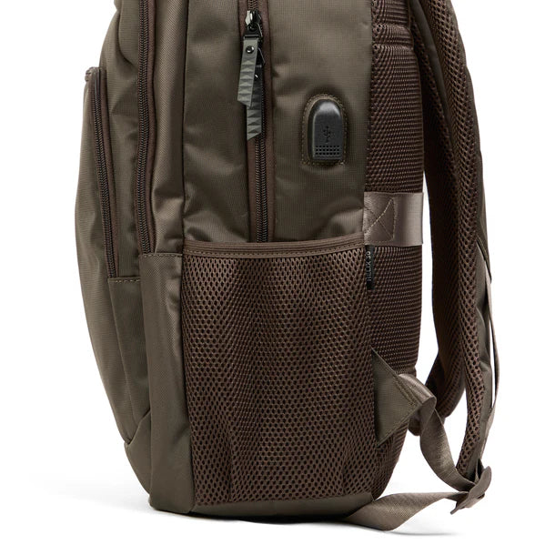 Mochila Hombre Urbana Helix 30L Cafe Oscuro