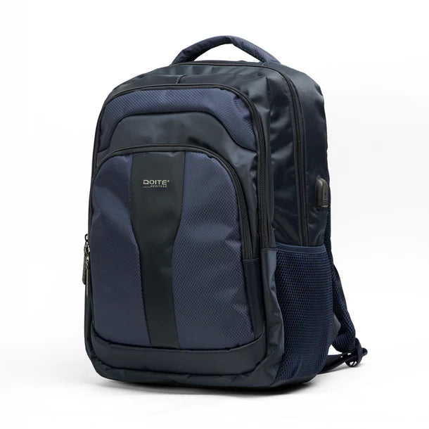 Mochila Hombre Urbana Helix 30L Doite Azul Marino