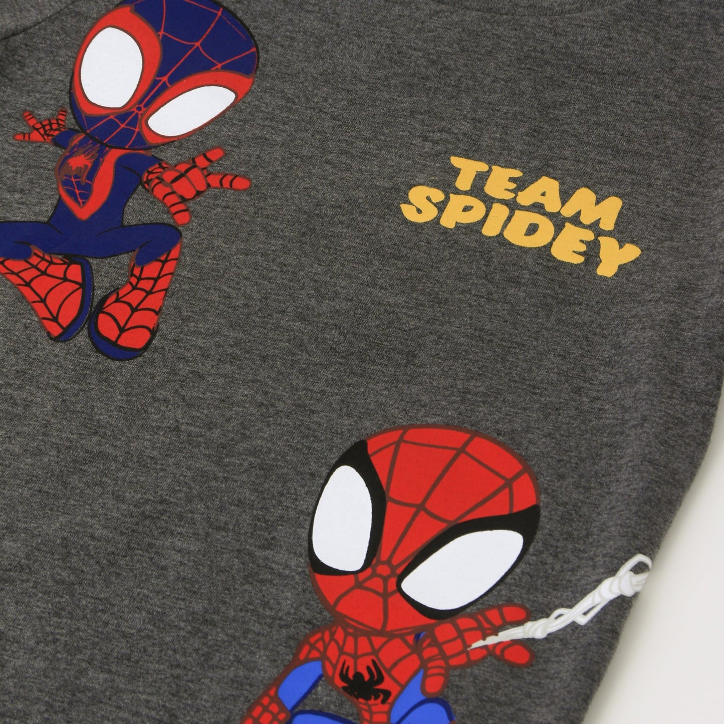 Polera Niño Doble Manga  Team Spidey Gris