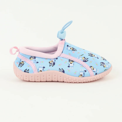 zapatilla-de-agua-niña-celeste-full-print-bluey