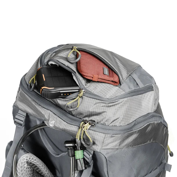 Mochila Hombre Excursion Horizon 60L Gris Oscuro