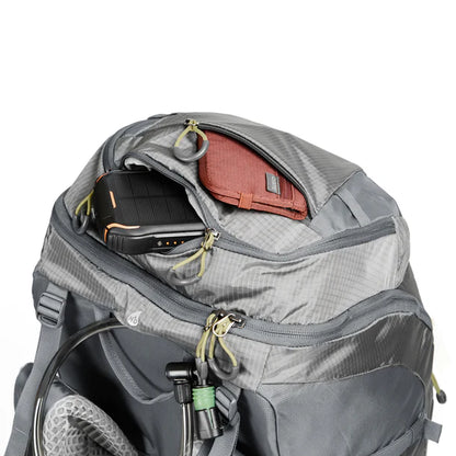 Mochila Hombre Excursion Horizon 60L Gris Oscuro