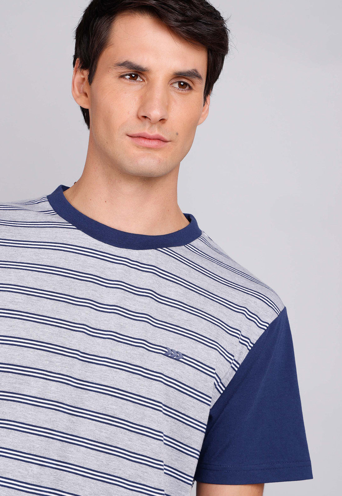 pijama-hombre-corto-cuello-redondo-gris