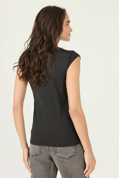 Polera Mujer Manga Corta Negro