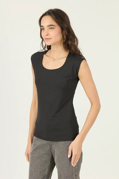 Polera Mujer Manga Corta Negro