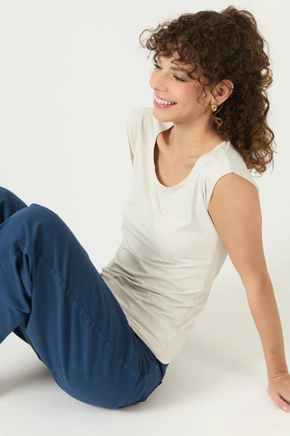 Polera Manga Corta Beige
