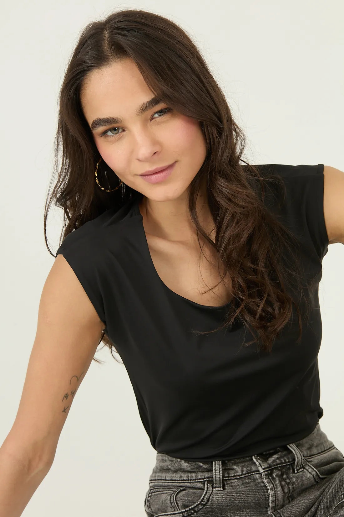 Polera Mujer Manga Corta Negro