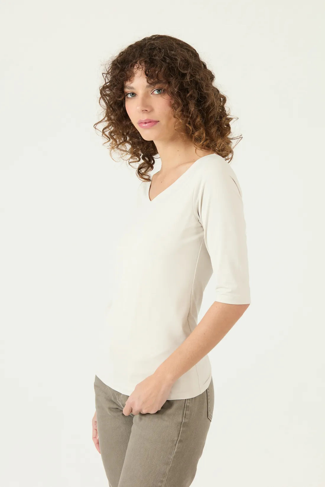 Polera Mujer Manga 3/4 Escote V Beige
