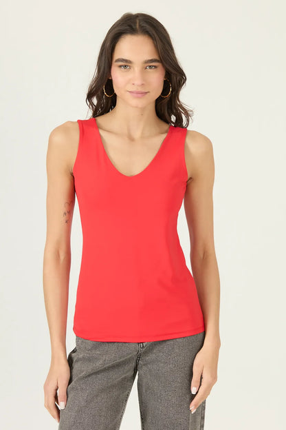 Polera Mujer Sin Mangas Roja
