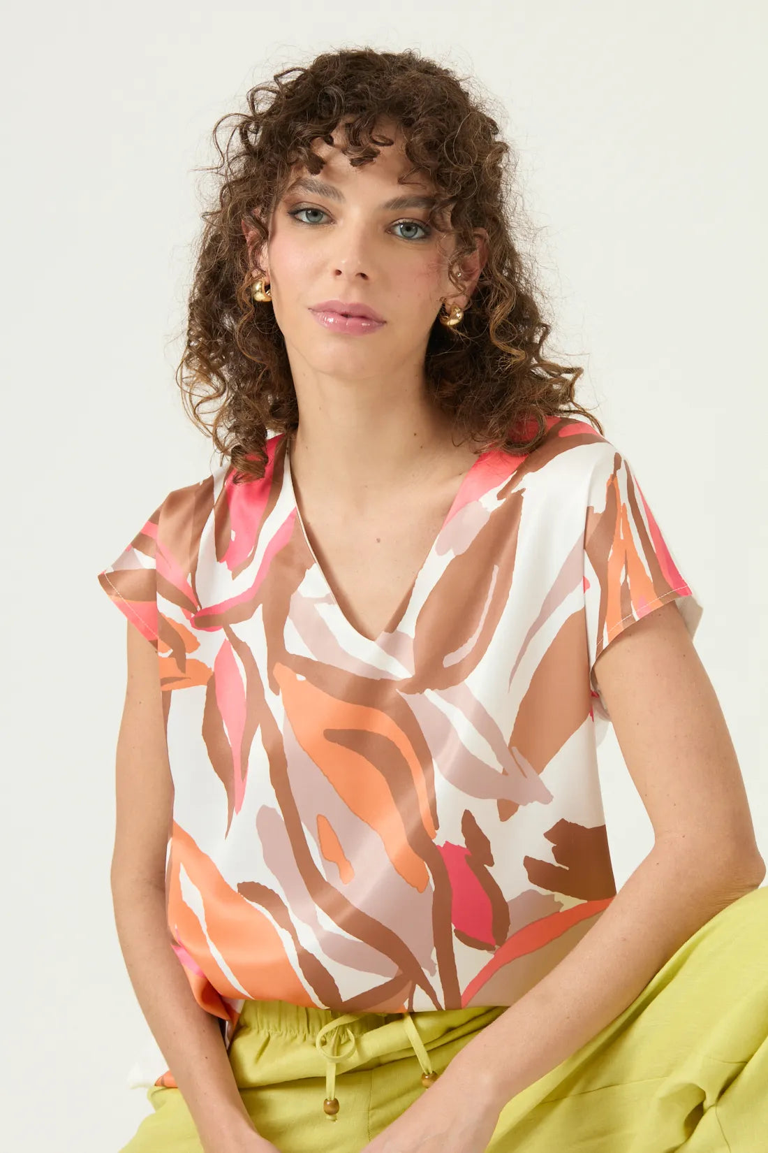 Polera Mujer Manga Corta Escote V Blanca