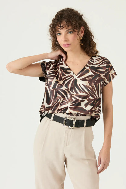 Polera Mujer Manga Corta Escote V Negra