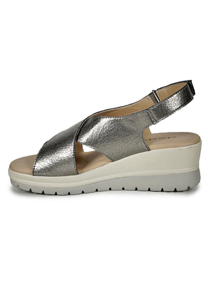 Sandalia Mujer Cuero Ebere Plateado