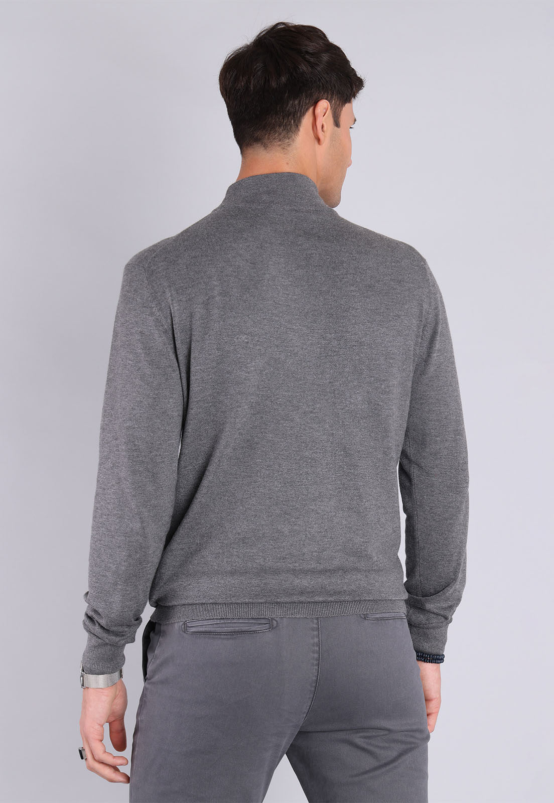 Sweater Hombre Cuello Alto Gris