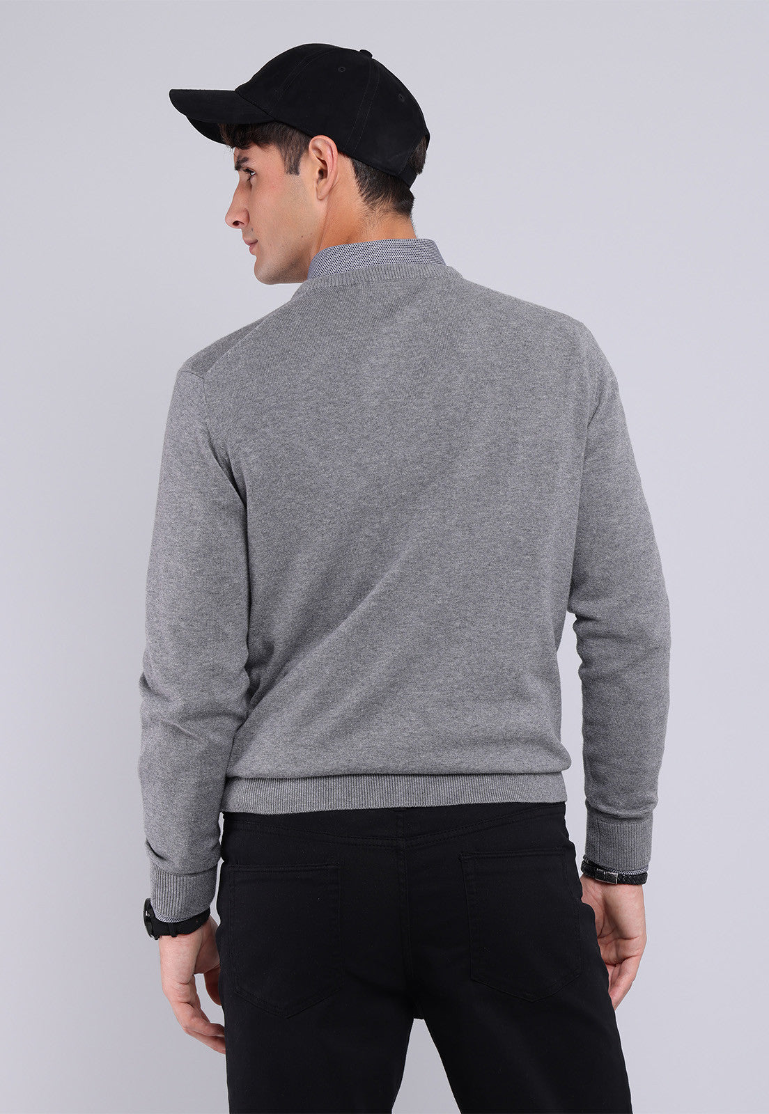 Sweater Hombre Cuello V Gris