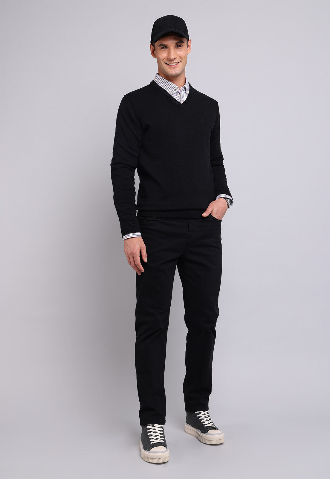 Sweater Hombre Cuello V Negro