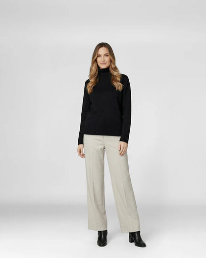 Sweater Mujer Lidia Relaxed Cuello Alto Redondo Manga Caída Negro